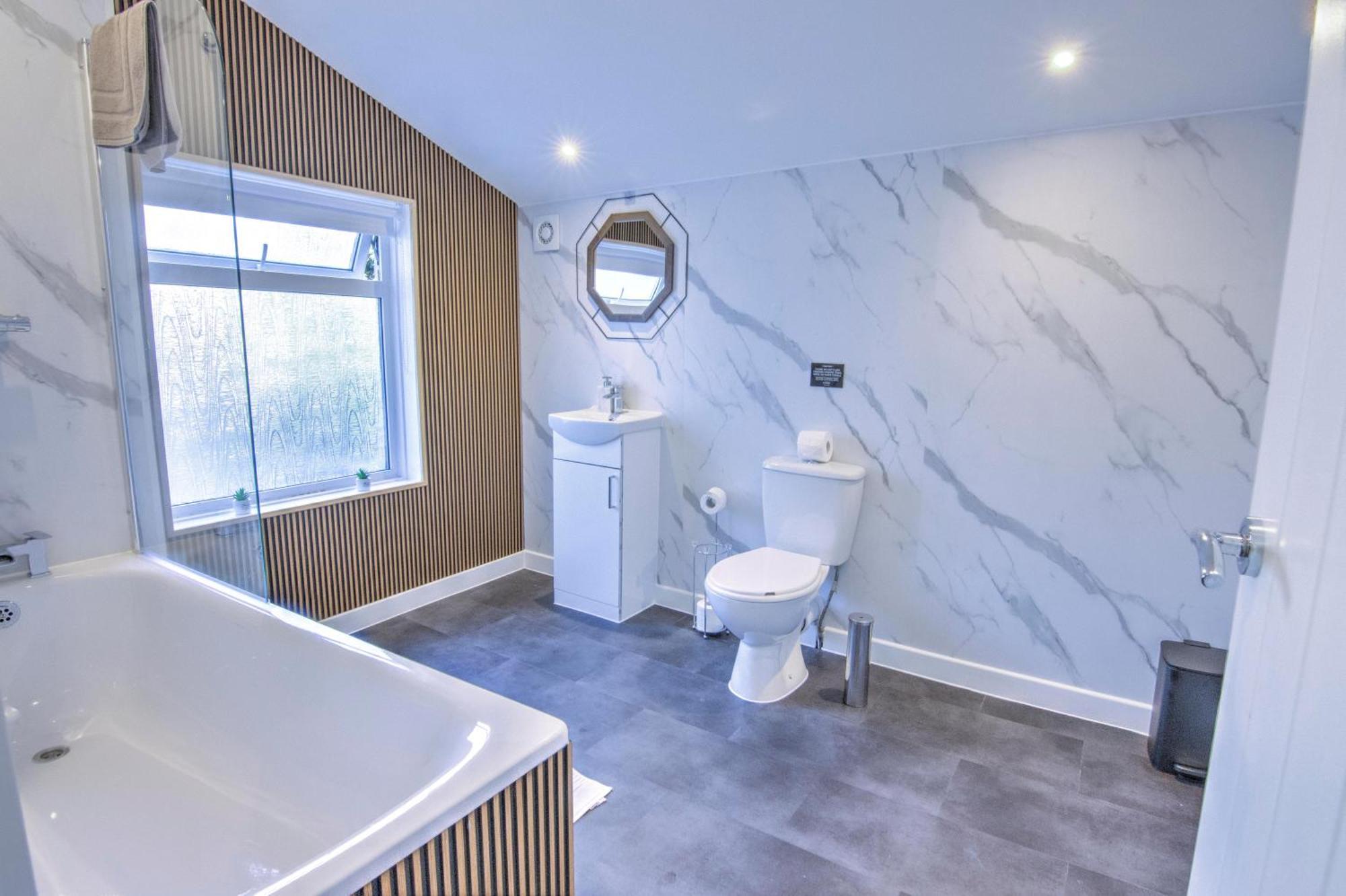 Stunning Brand New In St George * Bristol